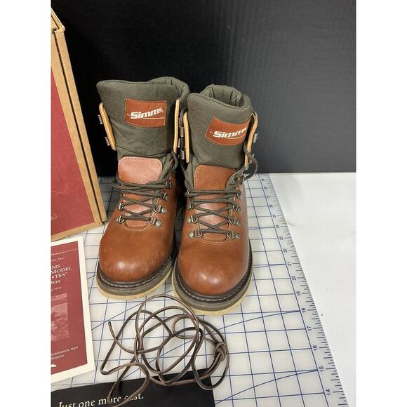Simms Guide Model Fishing Boots Men’s‎ Size 8 With Simms Gravel Guards Included - Picture 5 of 15
